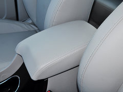 2014款 两厢 1.5L 手动 精英型