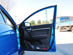 2014款 两厢 1.5L 手动 精英型