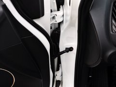 2015款 1.6L 自动 Premium
