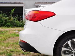 2015款 1.6L 自动 Premium