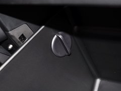 2015款 1.6L 自动 Premium