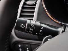 2015款 1.6L 自动 Premium