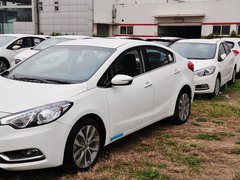 2015款 1.6L 自动 Premium