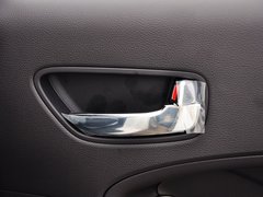 2015款 1.6L 自动 Premium