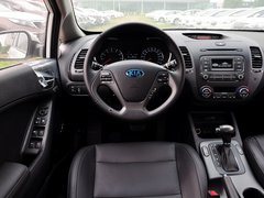 2015款 1.6L 自动 Premium