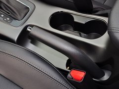 2015款 1.6L 自动 Premium
