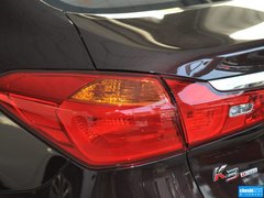 2015款 1.6L 自动 DLX