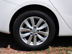 2015款 1.6L 自动 GLS