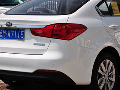 2015款 1.6L 自动 GLS