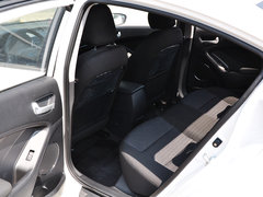 2015款 1.6L 自动 GLS