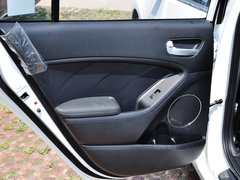 2015款 1.6L 自动 GLS