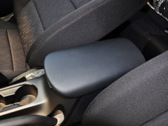 2015款 1.6L 自动 GLS