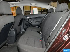 2015款 1.6L 自动 GLS
