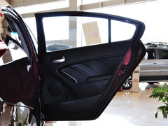 2015款 1.6L 自动 GL