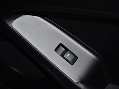 2015款 1.6L 自动 GL
