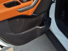 2014款 1.5L 手动 豪华智能型 5座