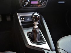 2014款 1.5L 手动 豪华智能型 5座