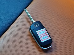 2014款 1.5L 手动 豪华智能型 5座