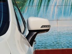 2014款 1.5L 手动 豪华智能型 5座