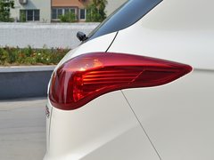 2014款 1.5L 手动 豪华智能型 5座