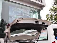 2014款 1.5L 手动 豪华智能型 5座