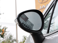 2014款 1.5L 手动 豪华智能型 5座
