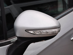 2014款 1.5L 手动 豪华智能型 5座