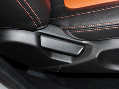 2014款 1.5L 手动 豪华智能型 5座