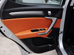 2014款 1.5L 手动 豪华智能型 5座