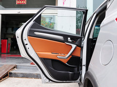 2014款 1.5L 手动 豪华智能型 5座