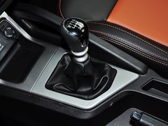 2014款 1.5L 手動 豪華智能型 5座