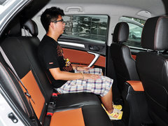 2014款 1.5L 手动 豪华智能型 5座