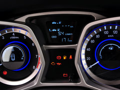 2014款 1.5L 手动 豪华智能型 5座
