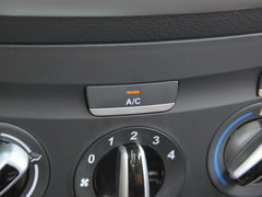 2014款 1.5L 手动 豪华型 5座
