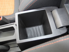 2014款 1.5L 手动 豪华型 5座