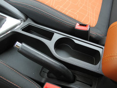 2014款 1.5L 手动 豪华型 5座