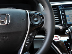 2015款 2.4L CVT 至尊版 7座