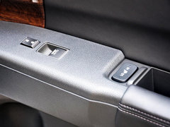 2015款 2.4L CVT 至尊版 7座