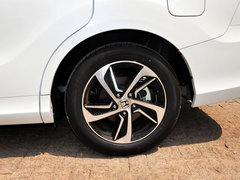 2015款 2.4L CVT 至尊版 7座