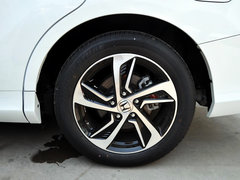 2015款 2.4L CVT 至尊版 7座