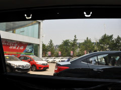2015款 2.4L CVT 至尊版 7座