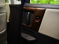 2015款 2.4L CVT 至尊版 7座