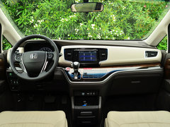 2015款 2.4L CVT 至尊版 7座