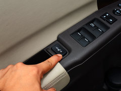 2015款 2.4L CVT 至尊版 7座
