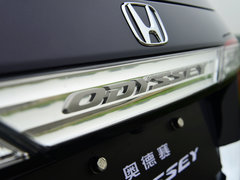 2015款 2.4L CVT 至尊版 7座
