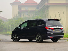 2015款 2.4L CVT 至尊版 7座