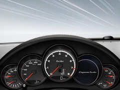 2015款 Cayenne Turbo 4.8T 5座