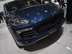 2015款 Cayenne Turbo 4.8T 5座