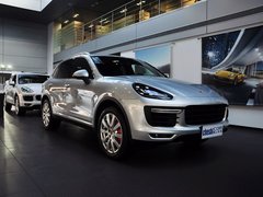 2015款 Cayenne Turbo 4.8T 5座