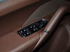 2015款 Cayenne Turbo 4.8T 5座
